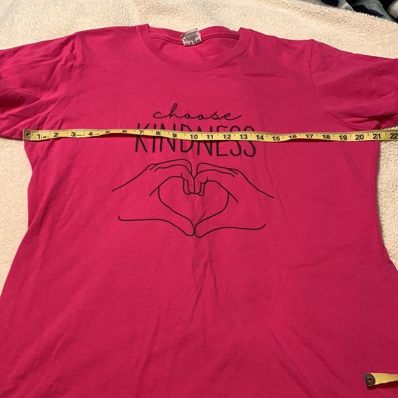 💗Choose Kindness heart hands 💗pink t shirt L - Picture 6 of 9